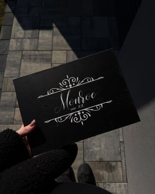 Prajeme Vám krásny začiatok týždňa 🖤 my už máme za sebou : - odoslané grafické návrhy ✔️ - odovzdané balíčky pre DPD a...